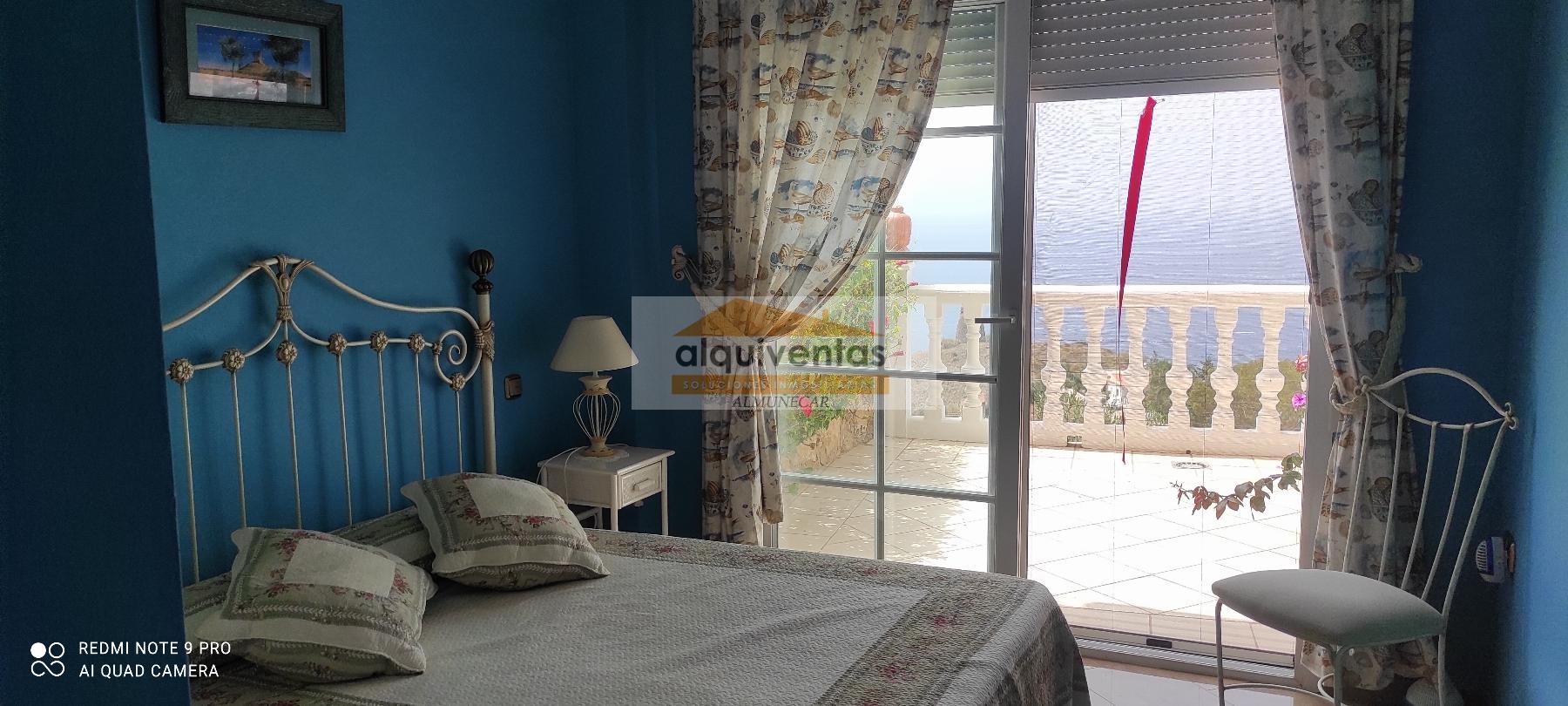 For sale of chalet in Almuñécar