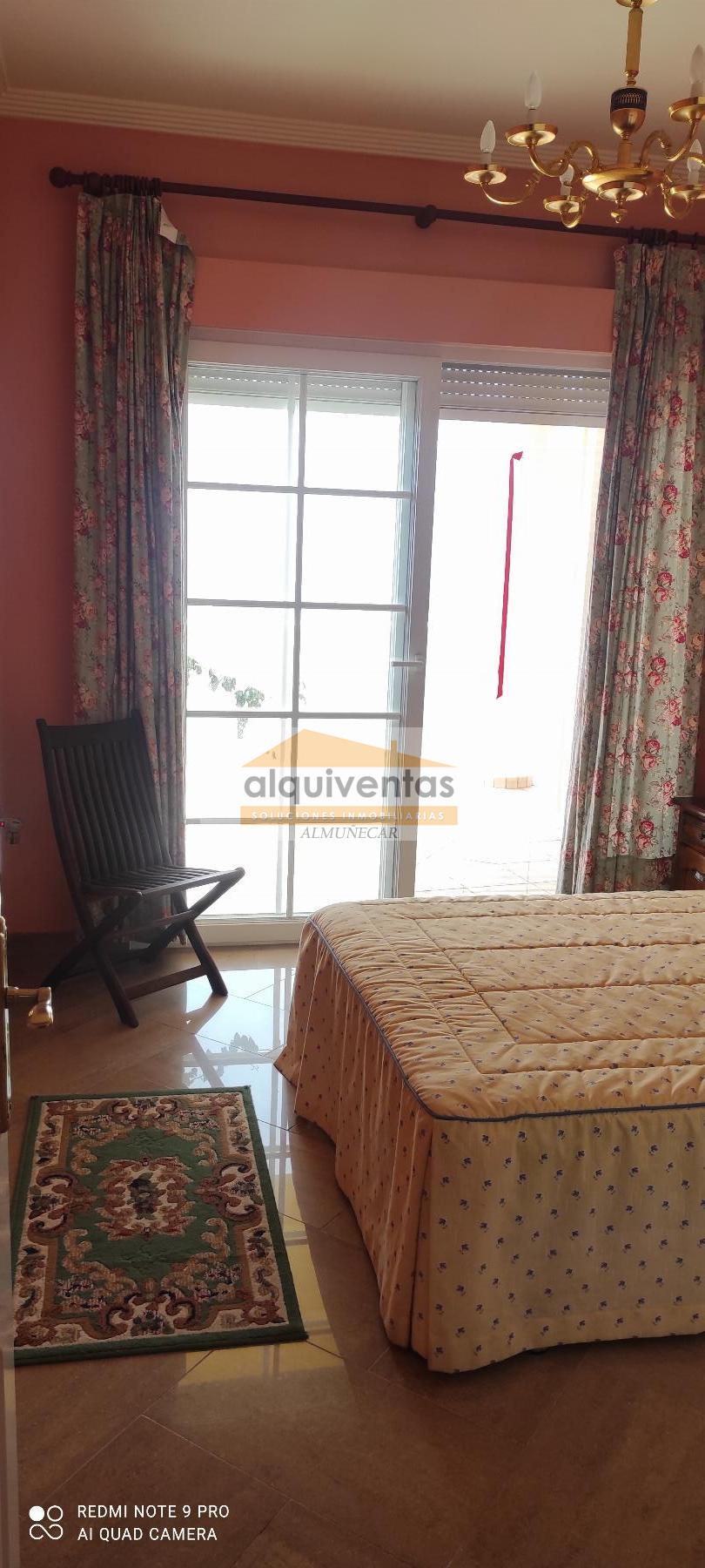 For sale of chalet in Almuñécar
