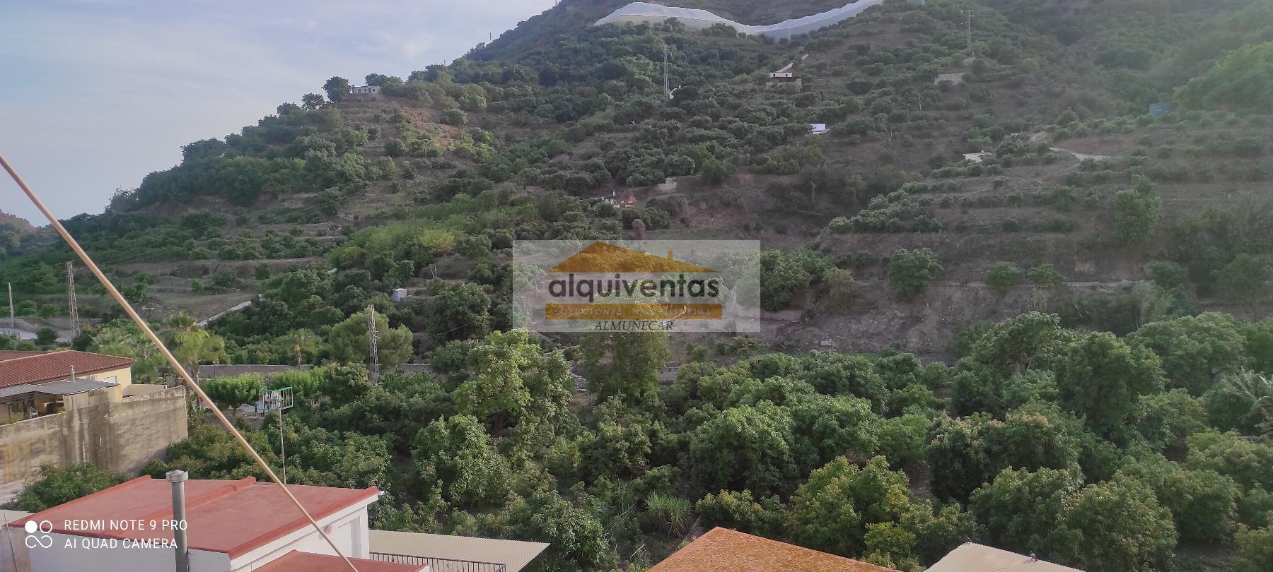 Venta de casa en Jete