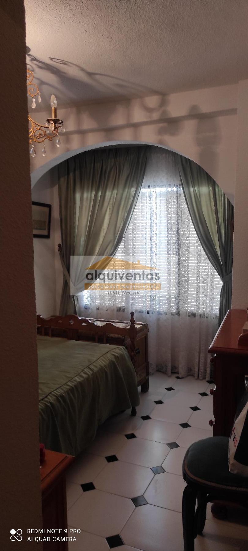 Venta de casa en Jete