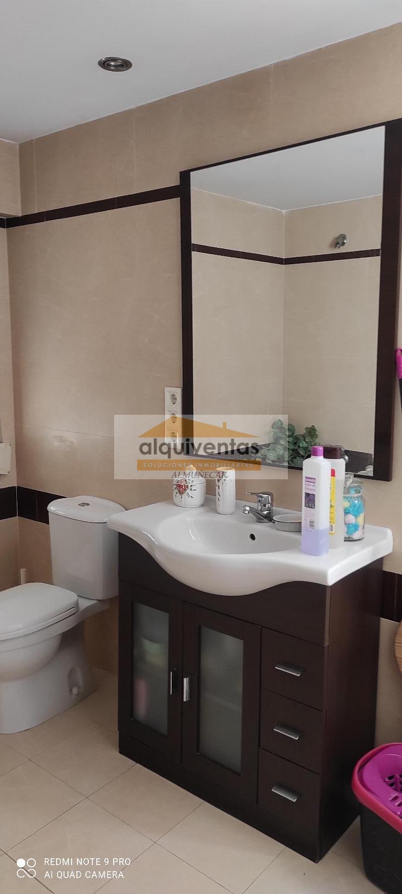 Venta de casa en Jete