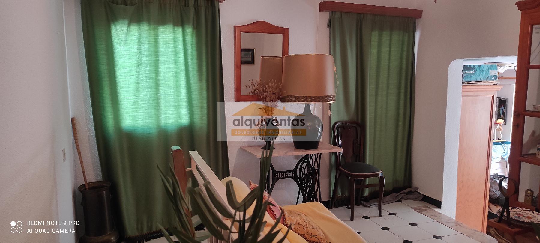 Venta de casa en Jete