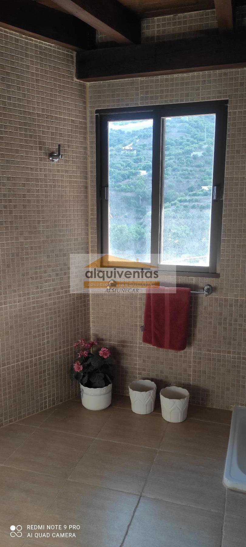 Venta de casa en Jete