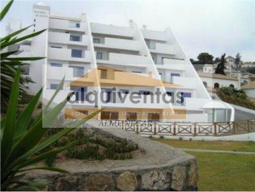 For sale of flat in Almuñécar