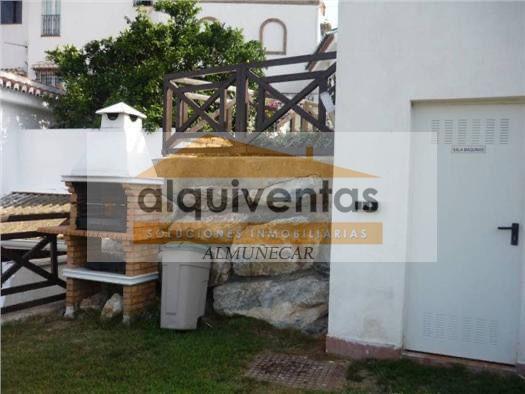 For sale of flat in Almuñécar