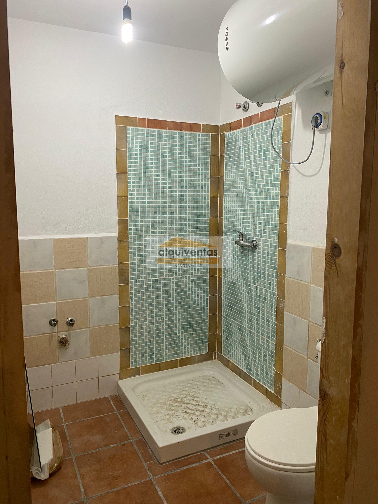 For sale of flat in Almuñécar