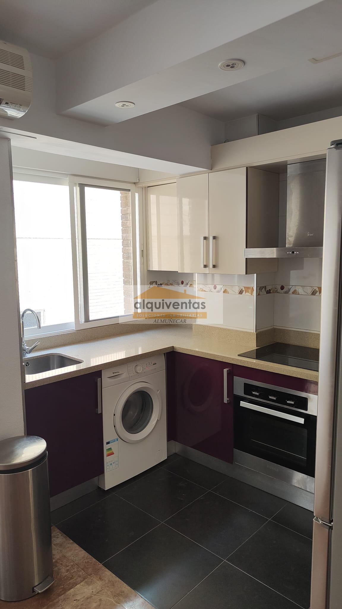 For rent of apartment in Almuñécar