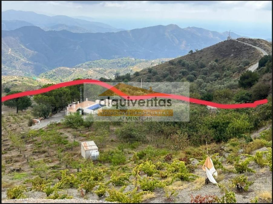 For sale of rural property in Almuñécar