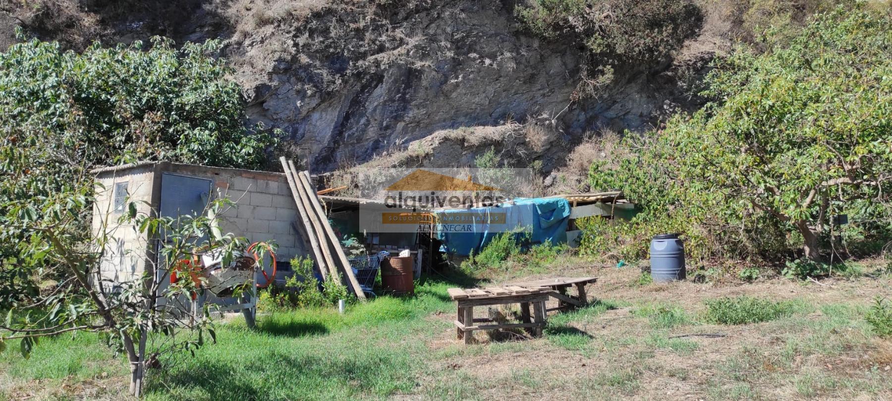 For sale of rural property in Almuñécar