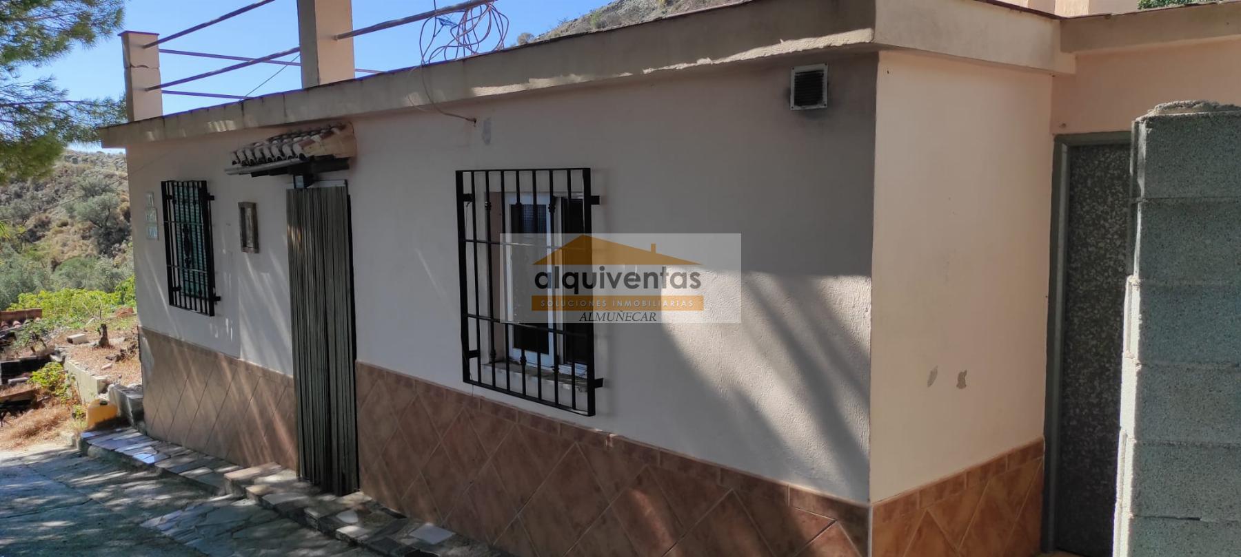 For sale of rural property in Almuñécar