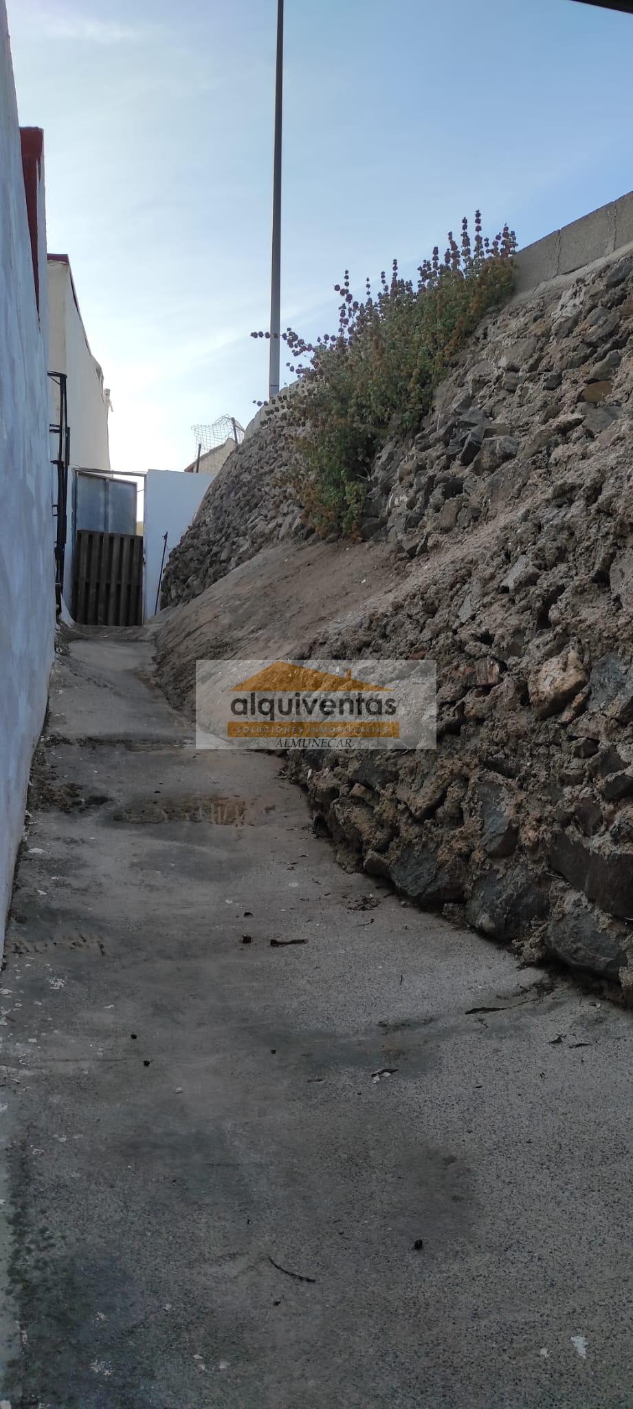 For sale of rural property in Almuñécar