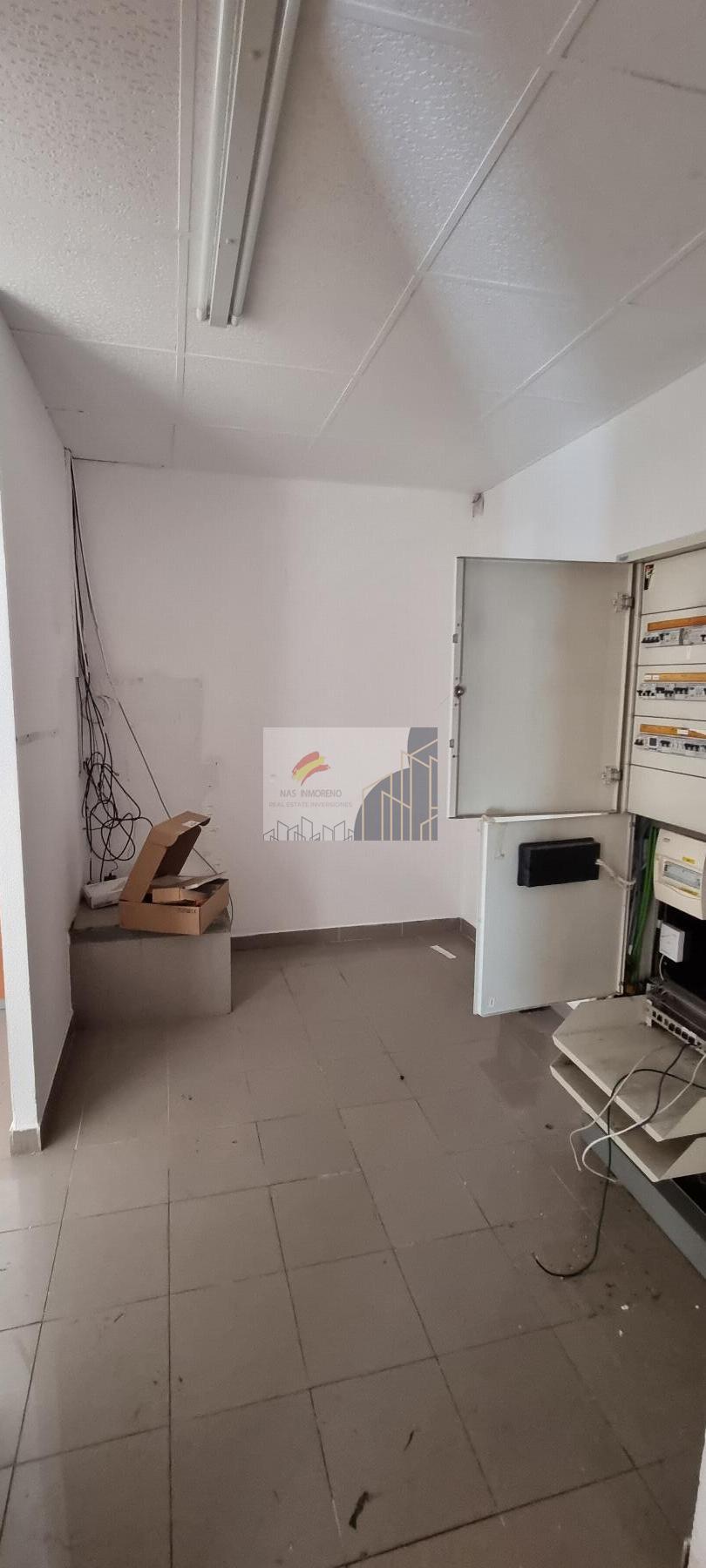 For rent of commercial in Almuñécar