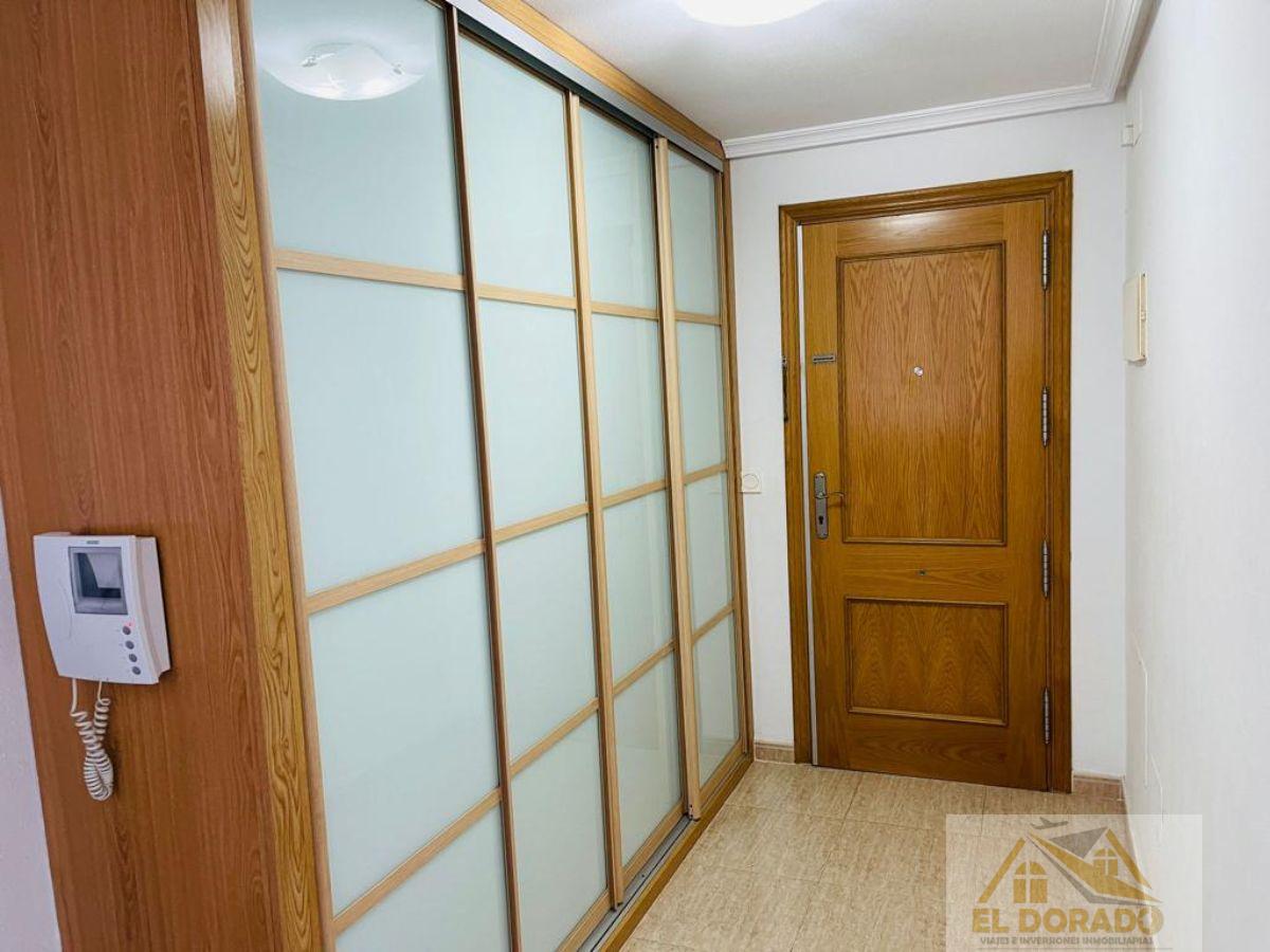 For sale of apartment in La Manga del Mar Menor