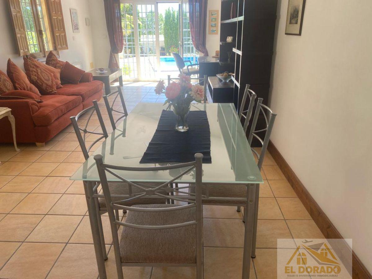 Zu verkaufen von villa in
 Abarán