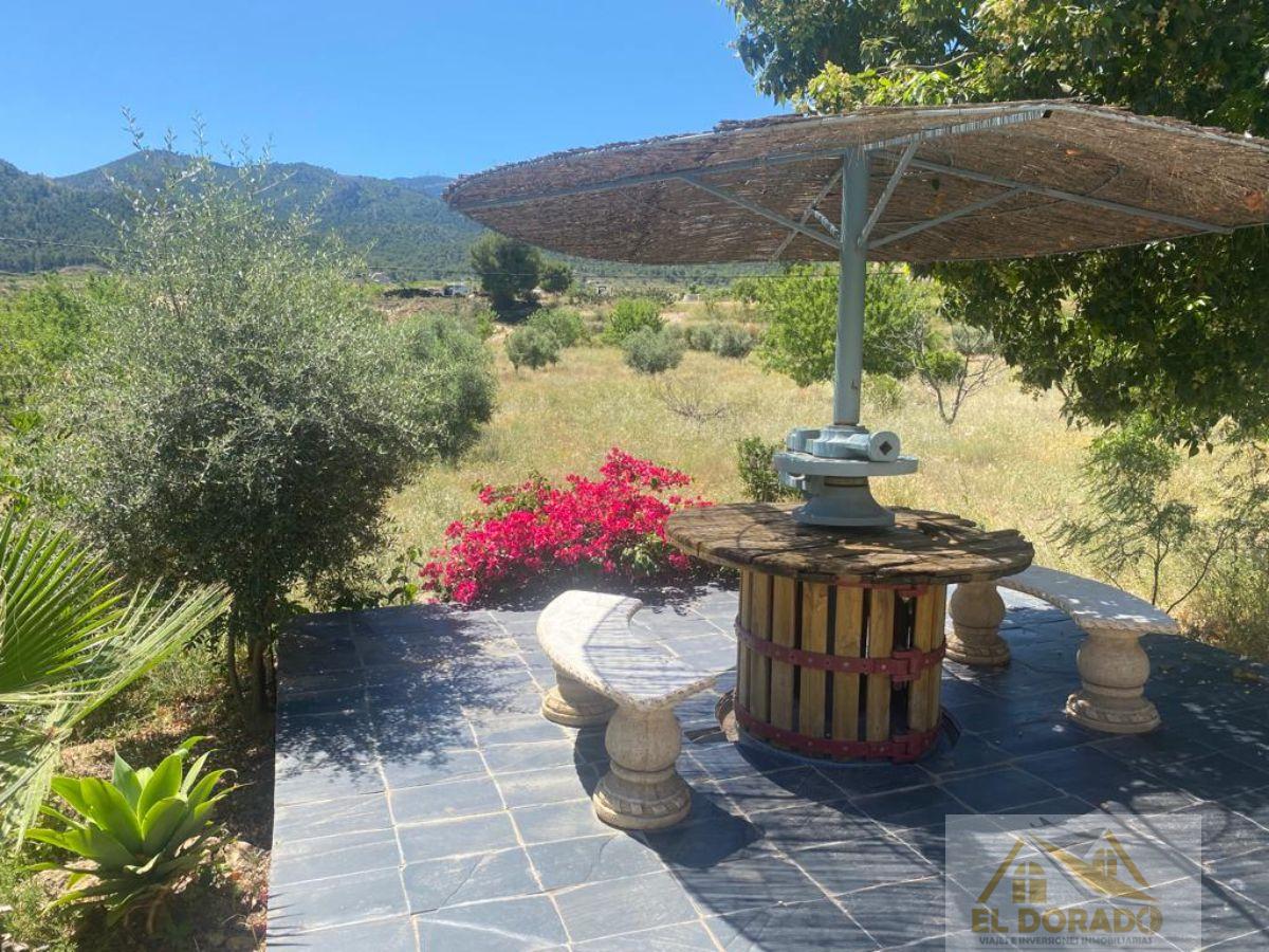 Zu verkaufen von villa in
 Abarán