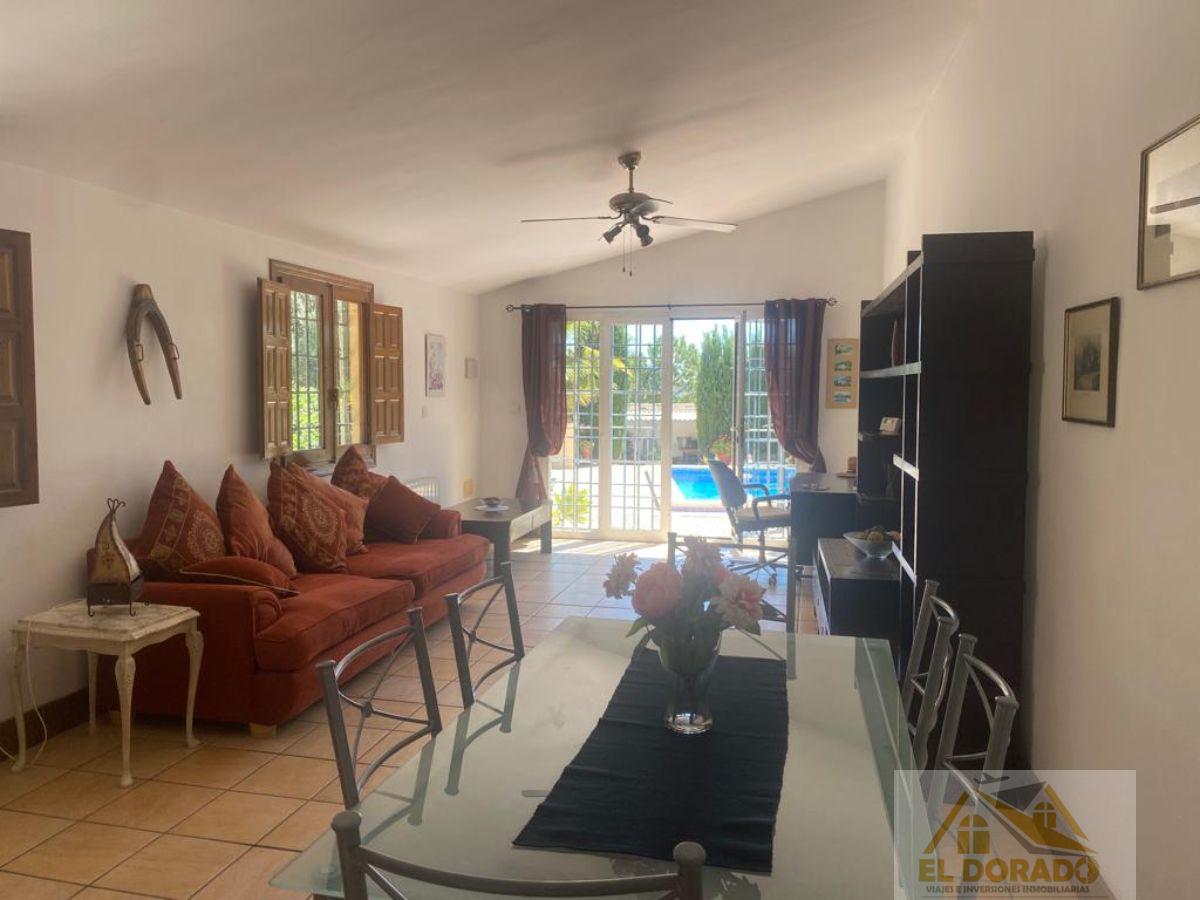 Zu verkaufen von villa in
 Abarán
