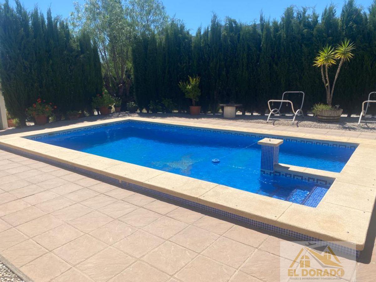 Zu verkaufen von villa in
 Abarán
