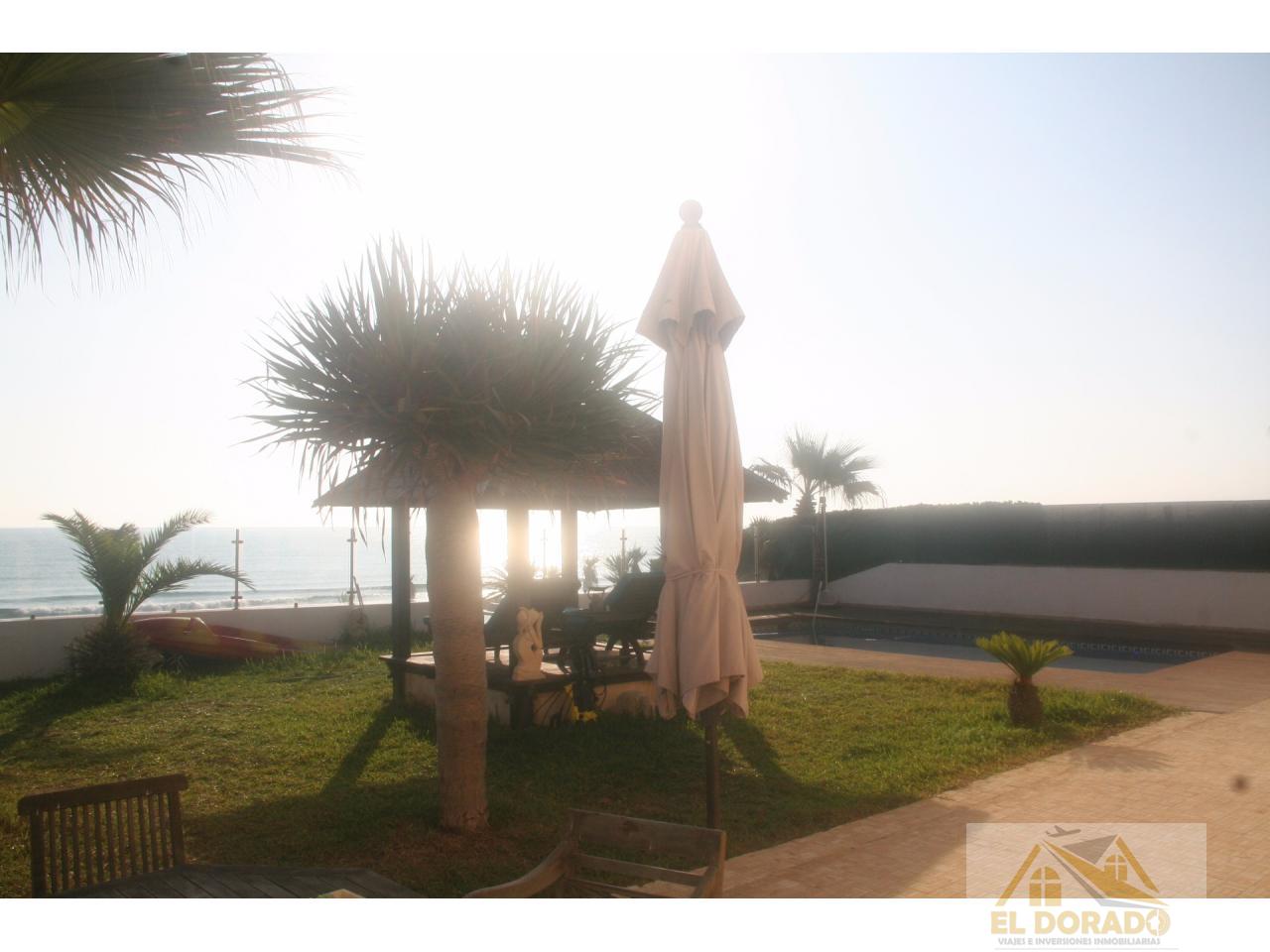 For sale of chalet in La Manga del Mar Menor