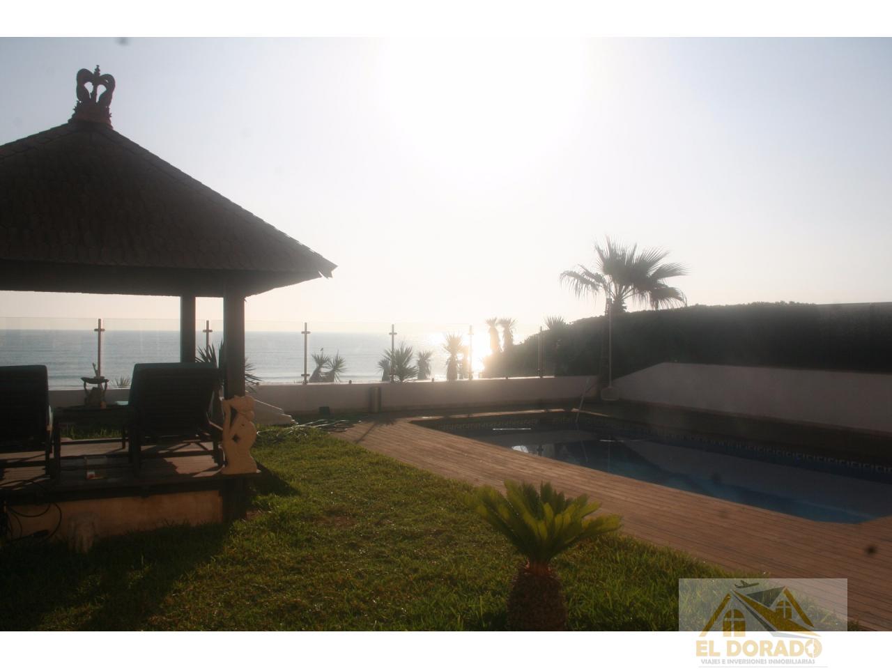 For sale of chalet in La Manga del Mar Menor