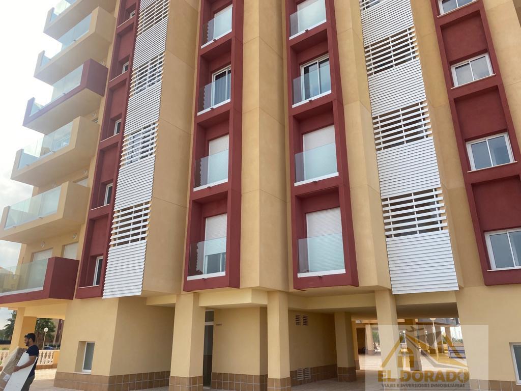 For sale of apartment in La Manga del Mar Menor