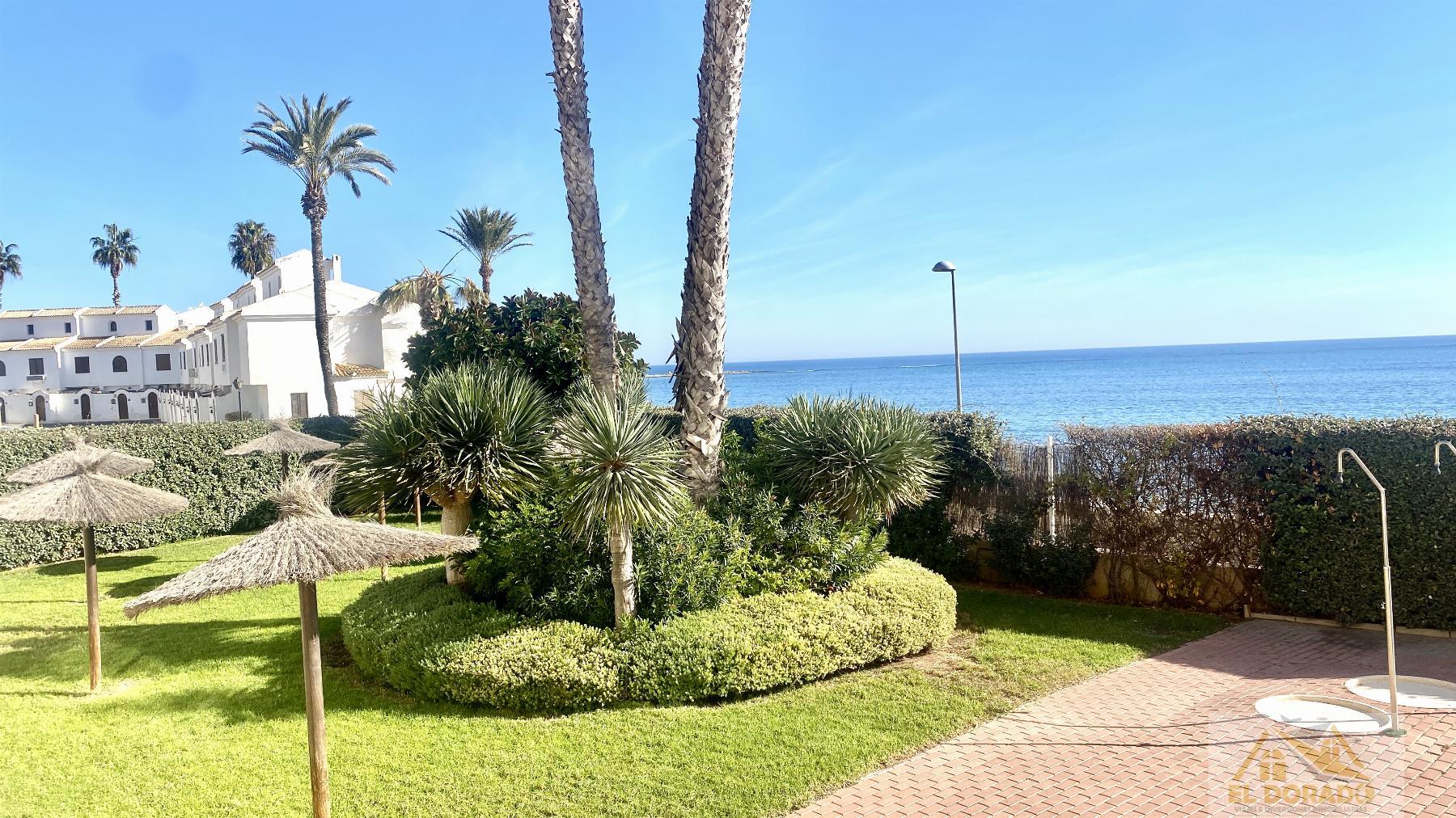 For sale of apartment in La Manga del Mar Menor