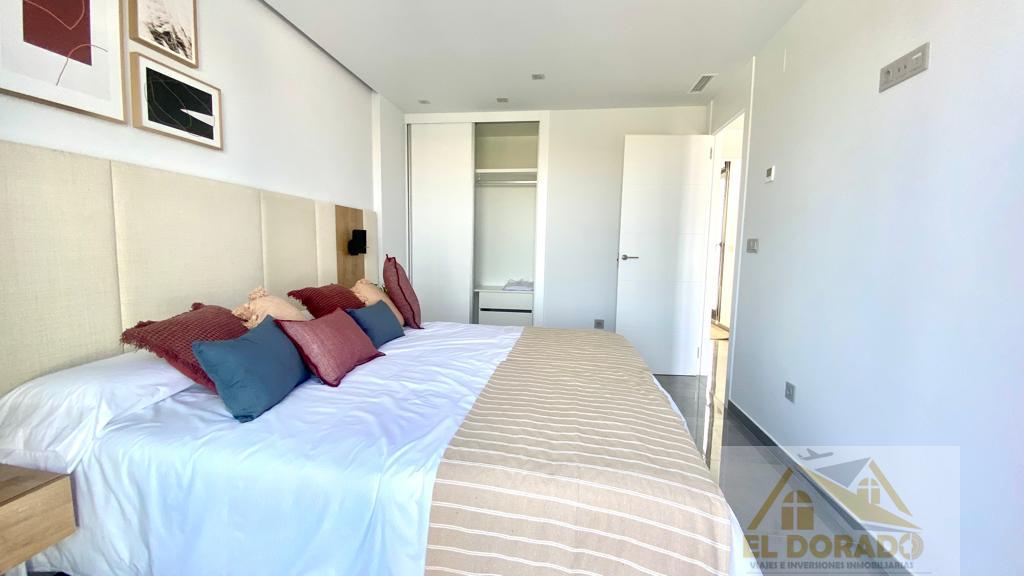 For sale of chalet in Torrevieja