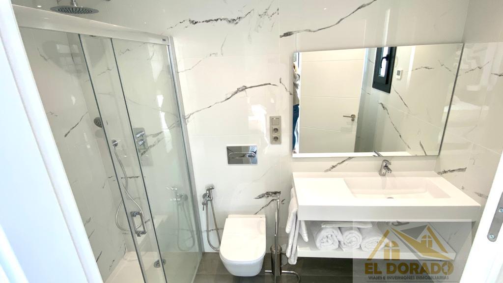 For sale of chalet in Torrevieja