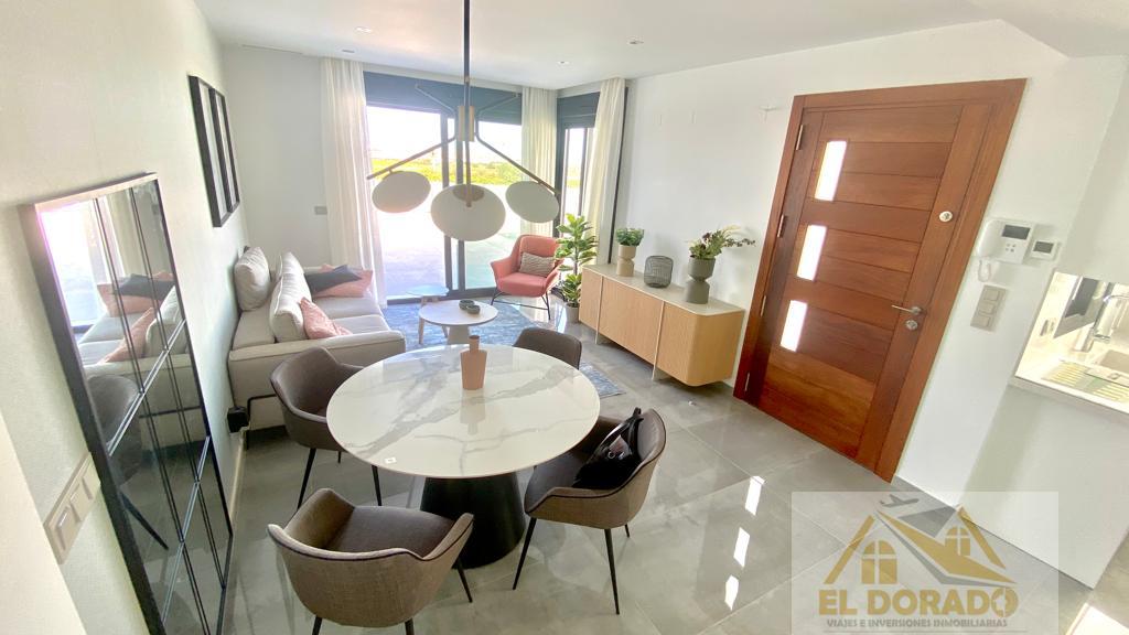 For sale of chalet in Torrevieja