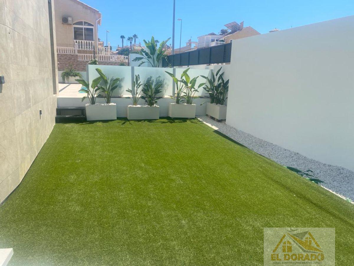 Köp av herrgård i Orihuela