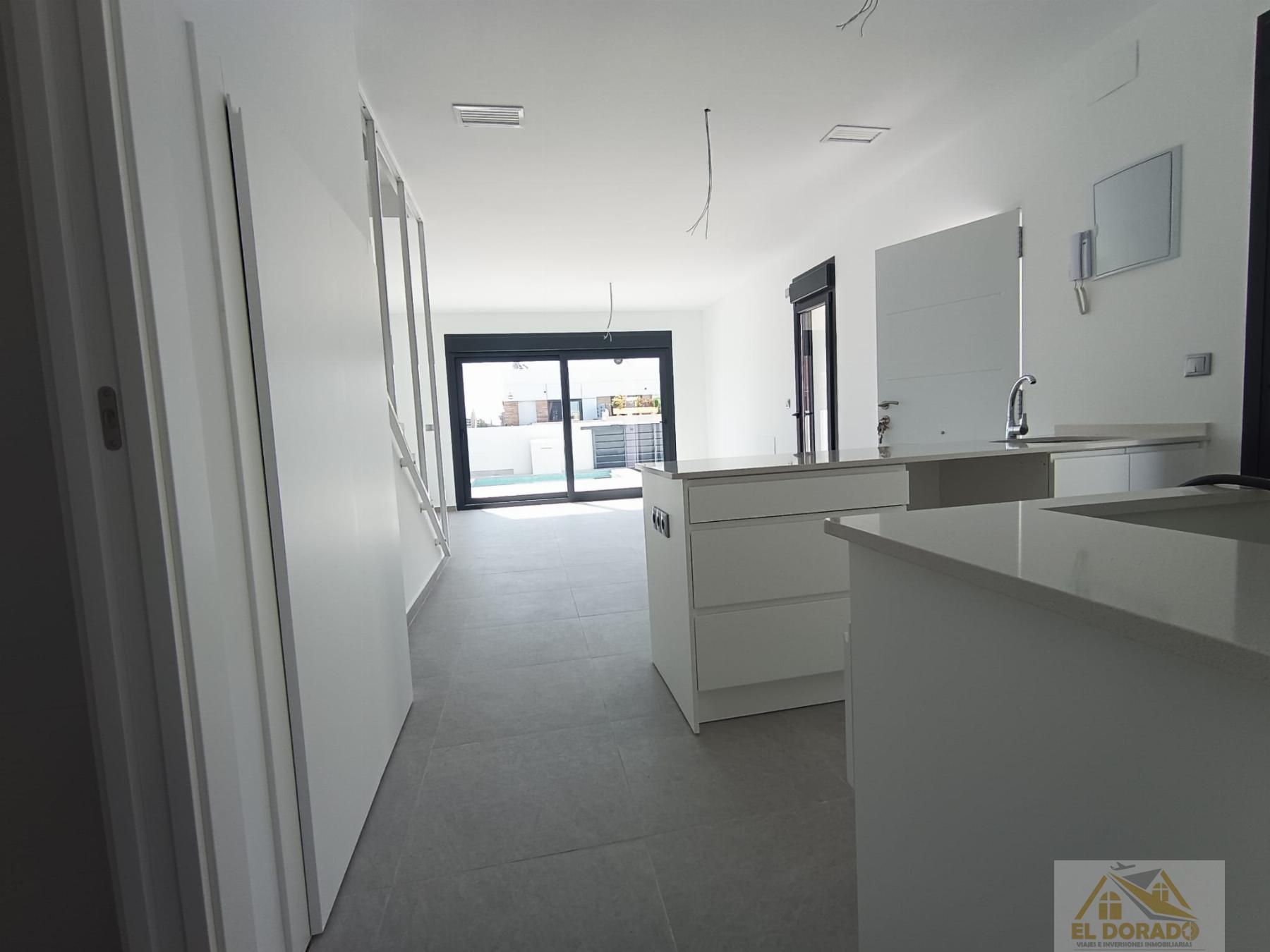 Venta de villa en Daya Nueva Venta de villa en Daya Nueva