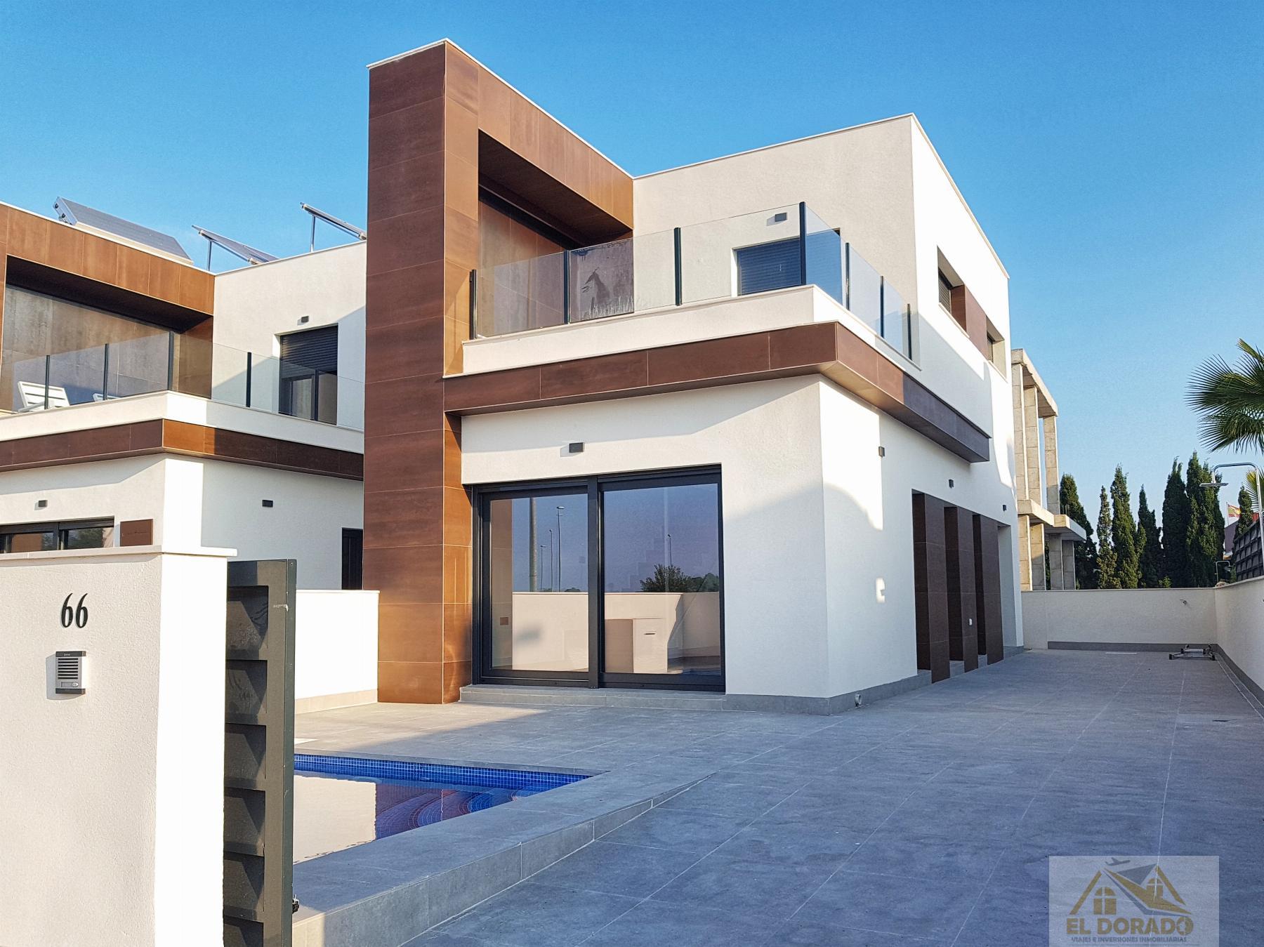 Verkoop van villa in Daya Nueva