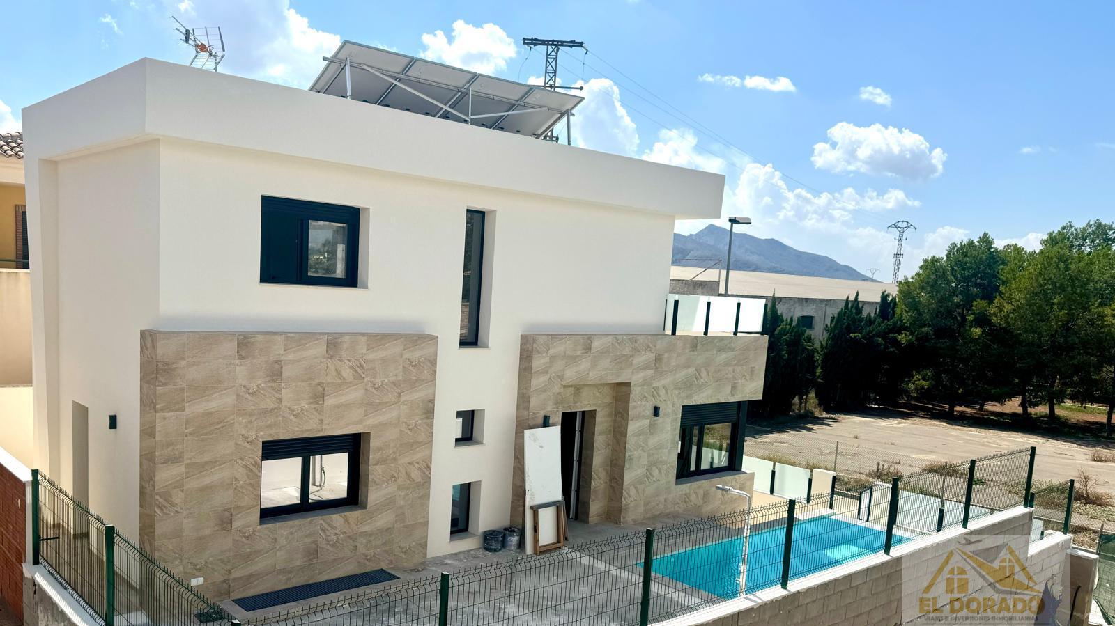 Köp av chalet i Benferri