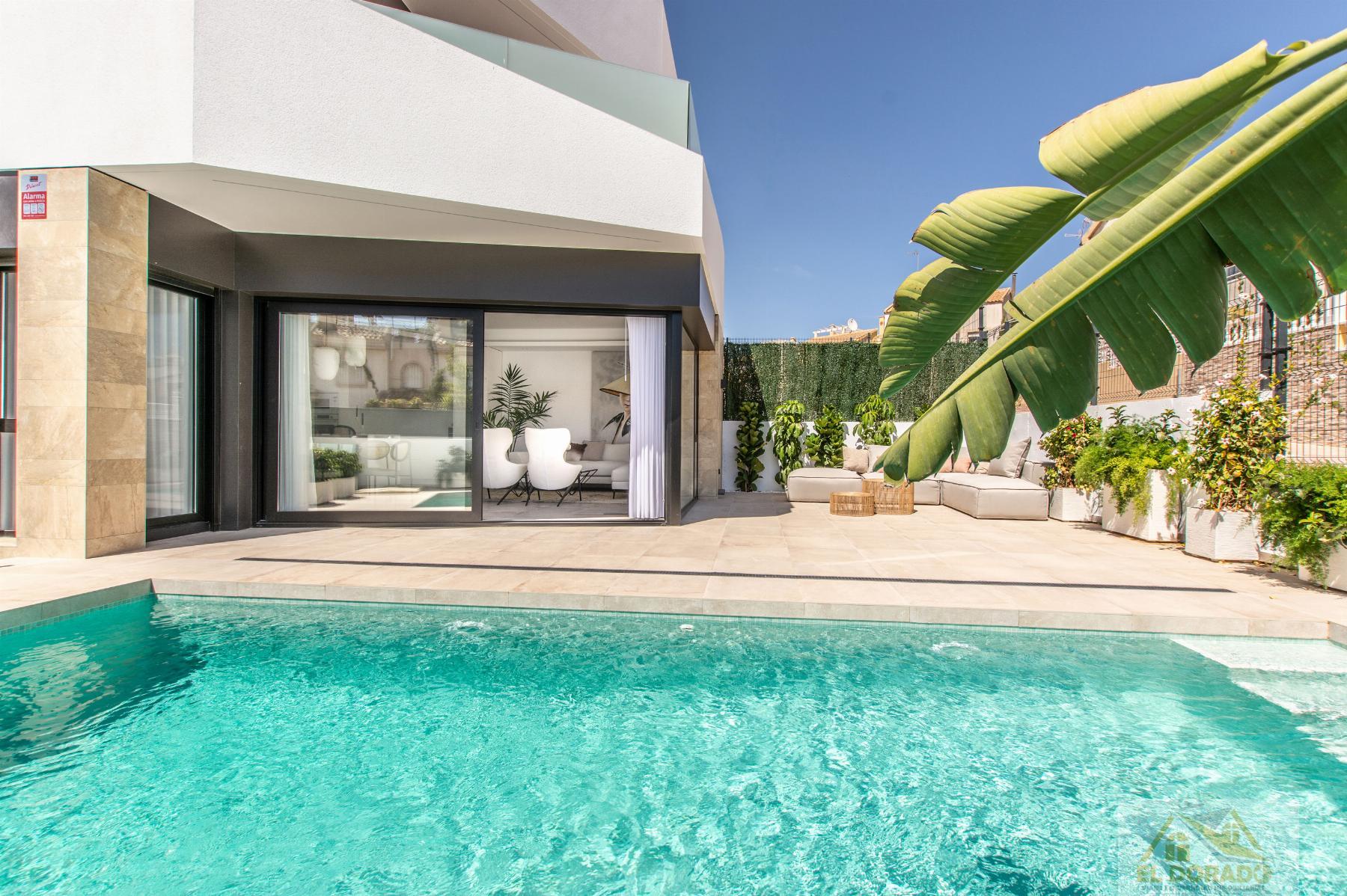 For sale of villa in Orihuela