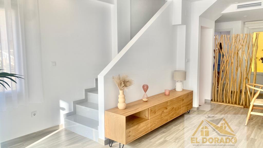 For sale of duplex in La Manga del Mar Menor