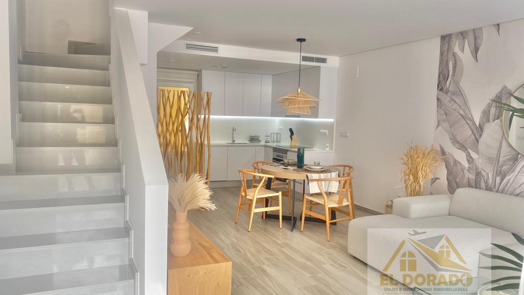 For sale of duplex in La Manga del Mar Menor