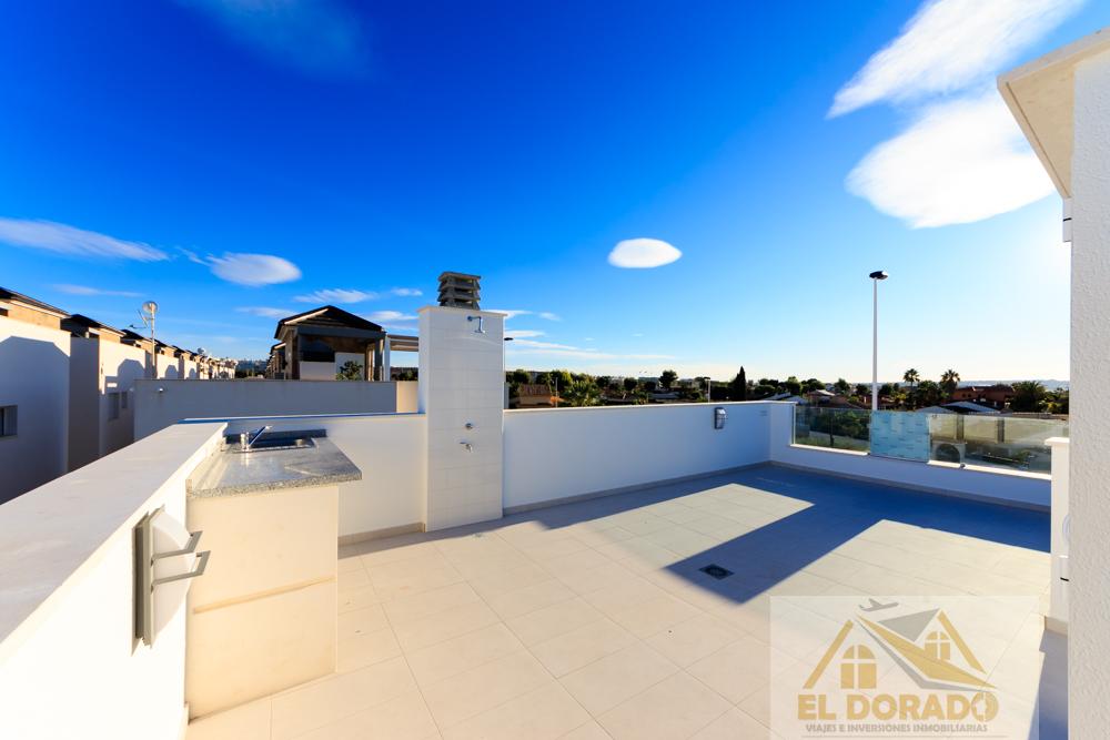 Venta de chalet en Pilar de la Horadada