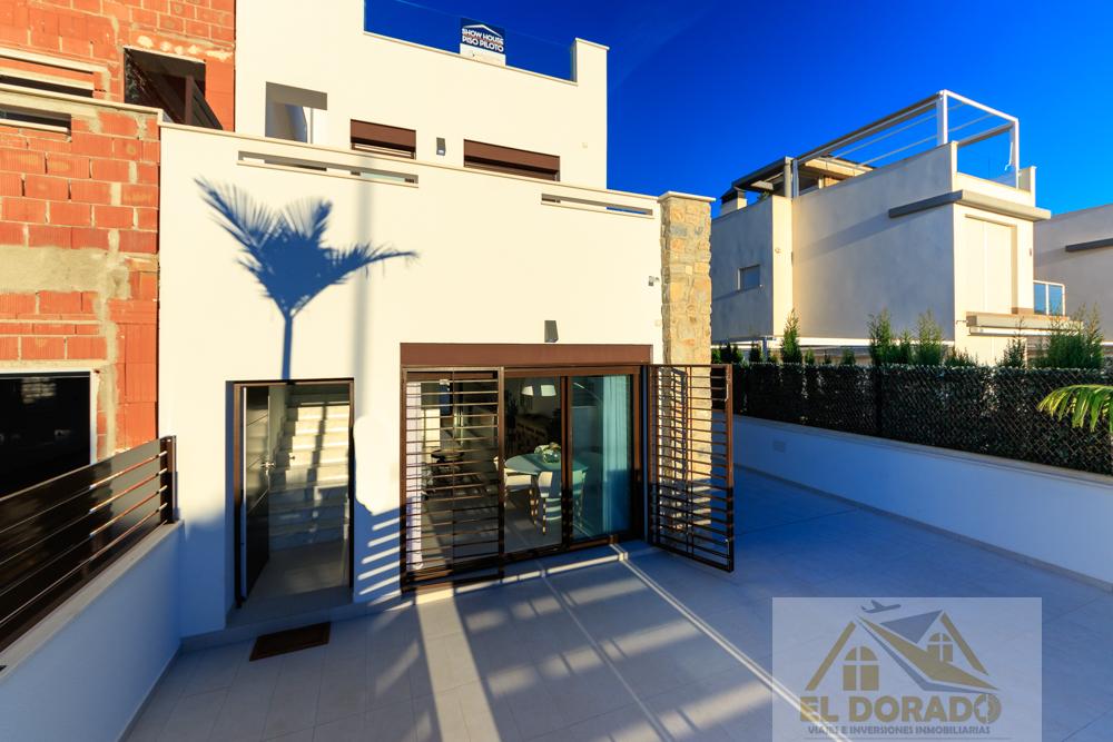 Venta de chalet en Pilar de la Horadada