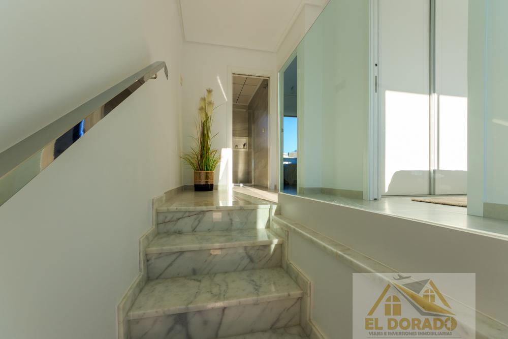 Venta de chalet en Pilar de la Horadada