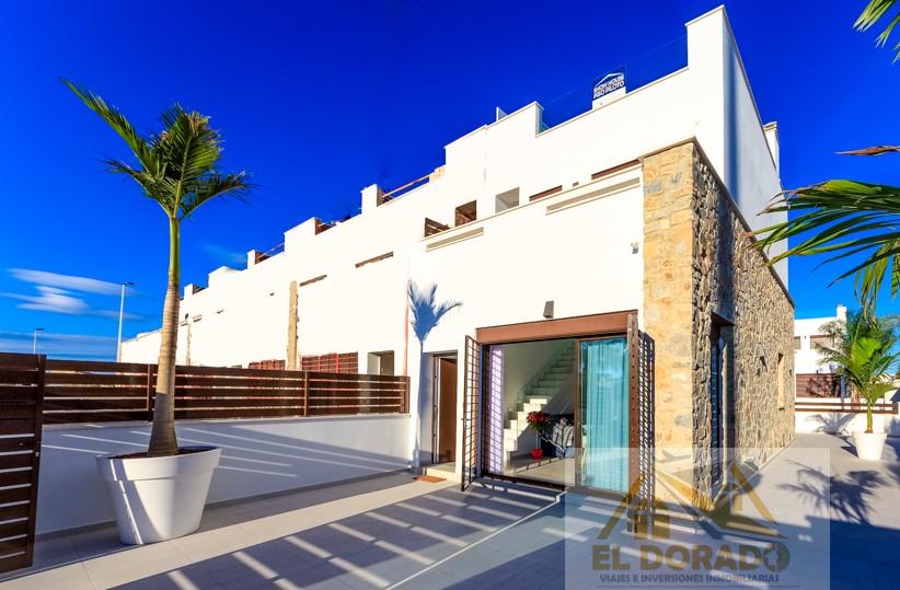 Venta de chalet en Pilar de la Horadada