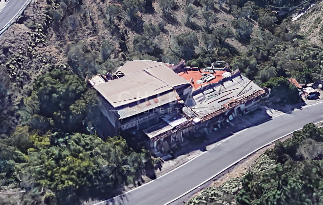 For sale of chalet in Málaga