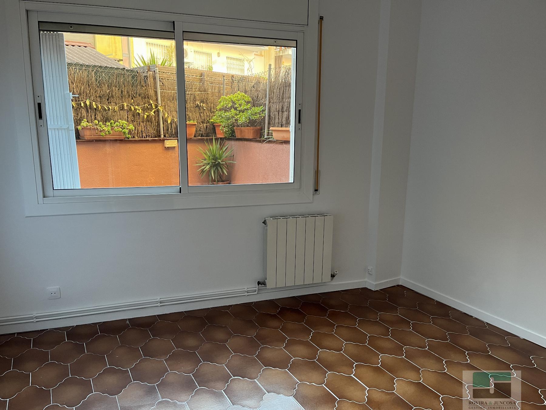 For rent of flat in Castelldefels