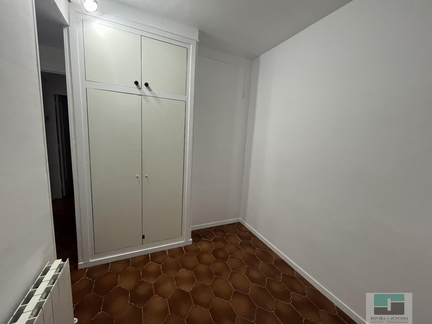 For rent of flat in Castelldefels