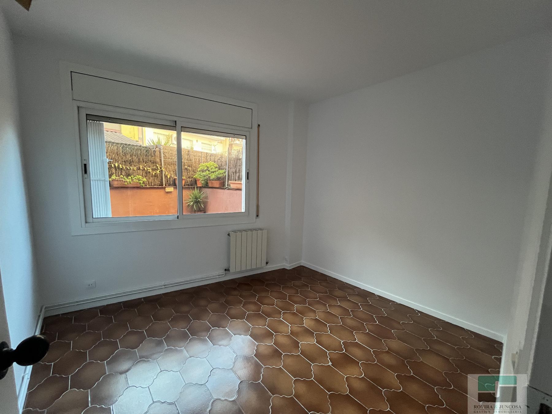 For rent of flat in Castelldefels