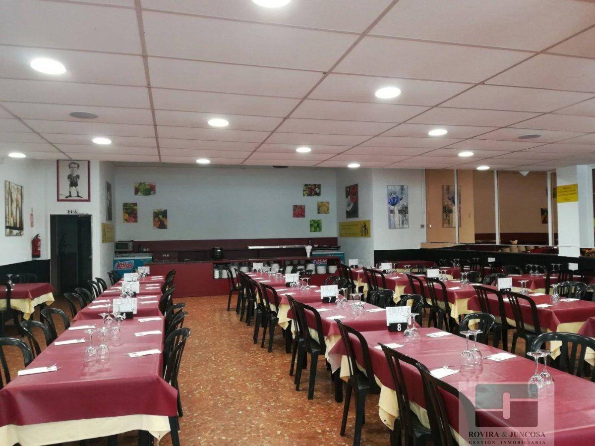 For share of commercial in Castelldefels