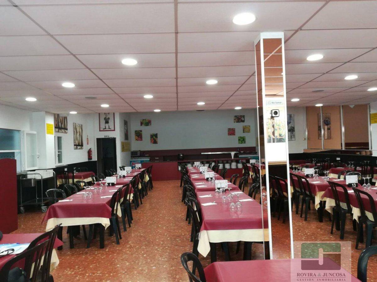 For share of commercial in Castelldefels