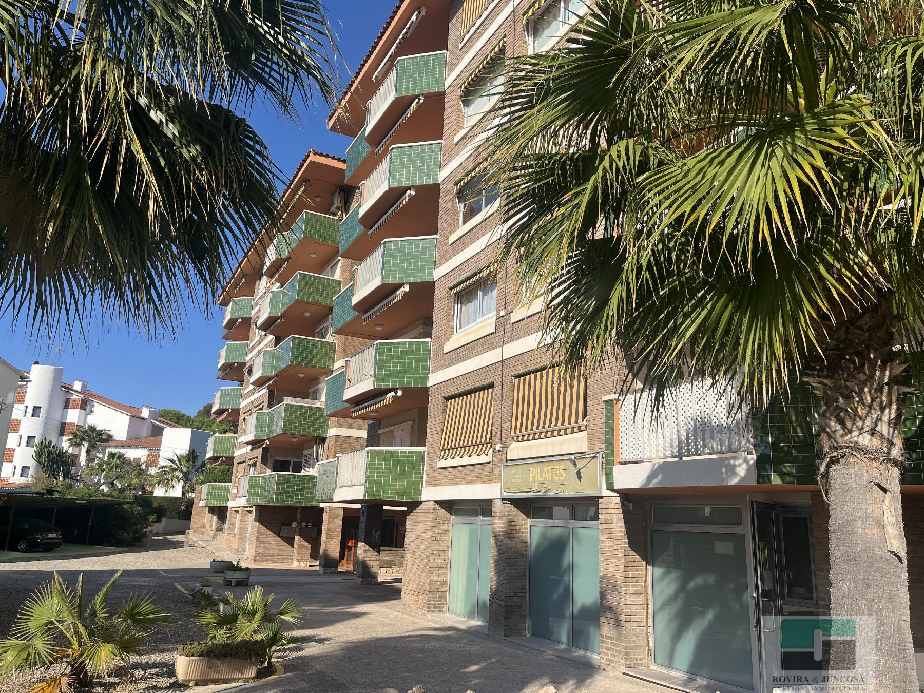 Venda de planta baixa a Roda de Barà