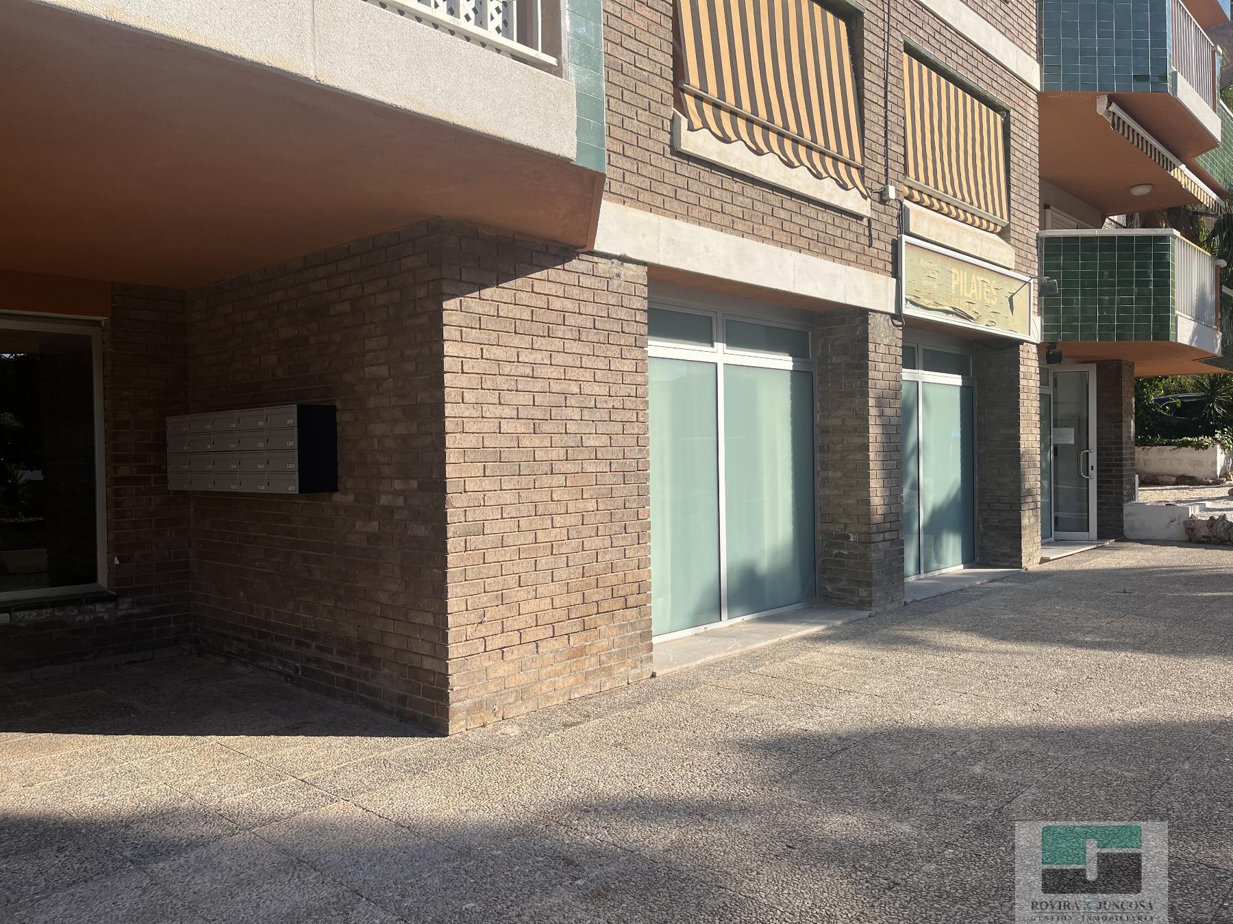 Venda de planta baixa a Roda de Barà