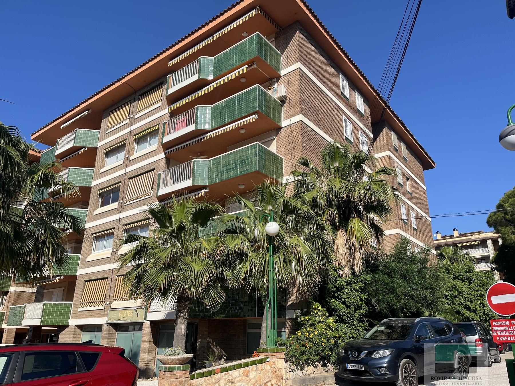 Venda de planta baixa a Roda de Barà
