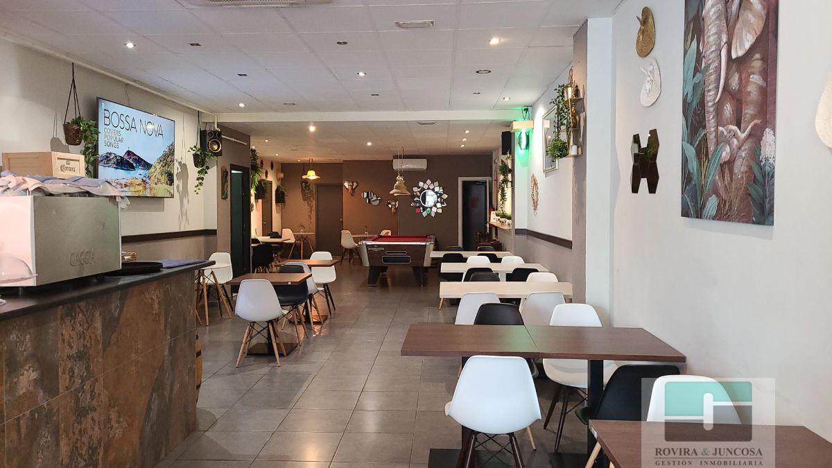 For share of commercial in Castelldefels