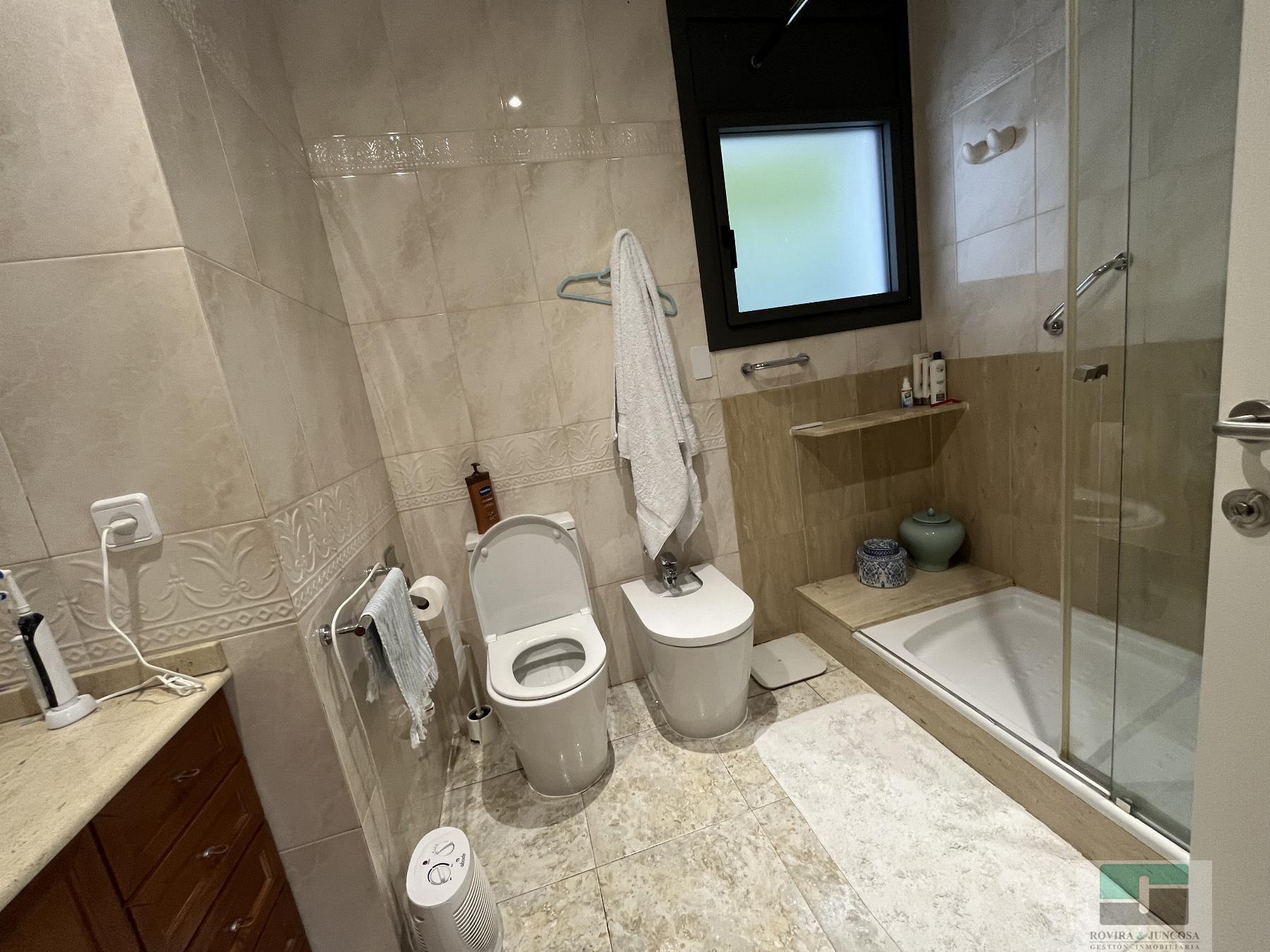 For rent of chalet in Castelldefels